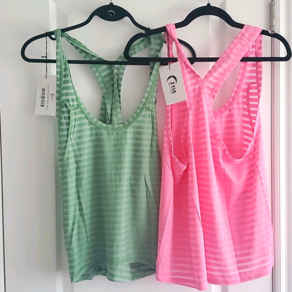 NWT Zyia Bundle Split Tanks